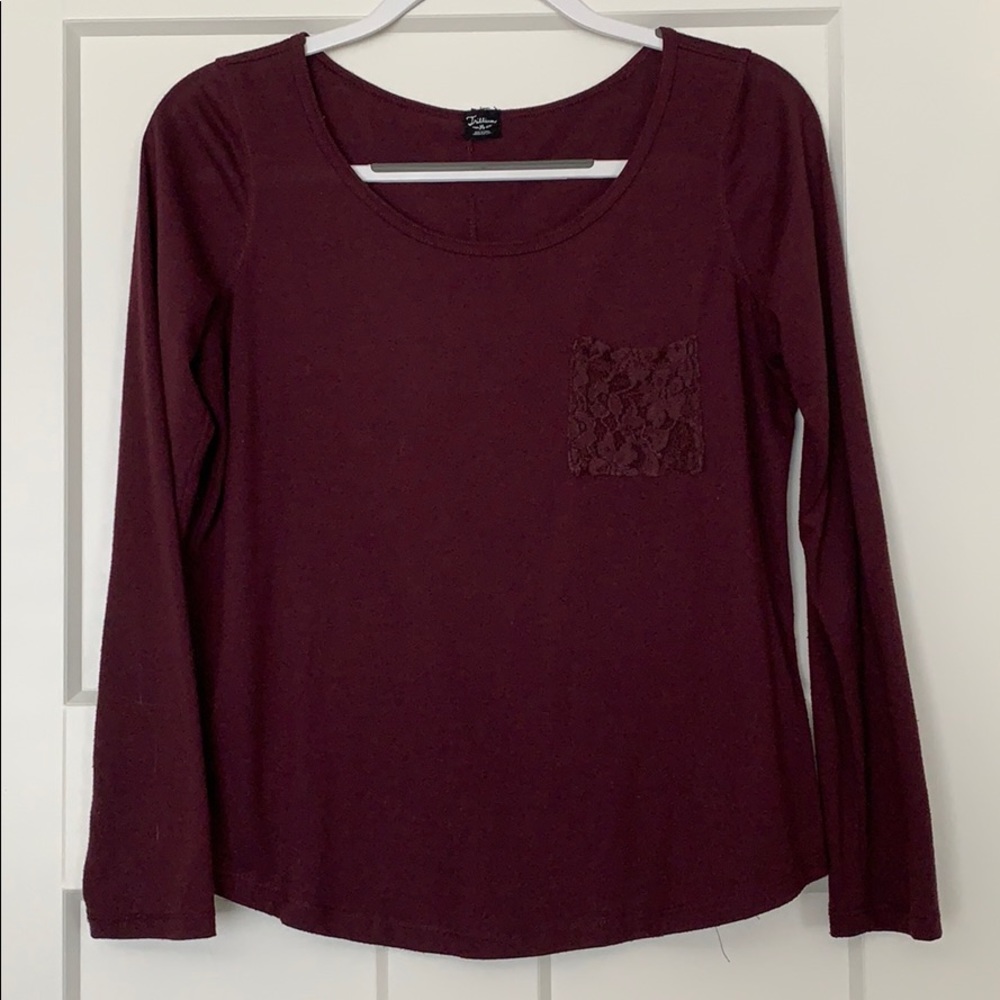 Maroon long sleeve lace pocket tee